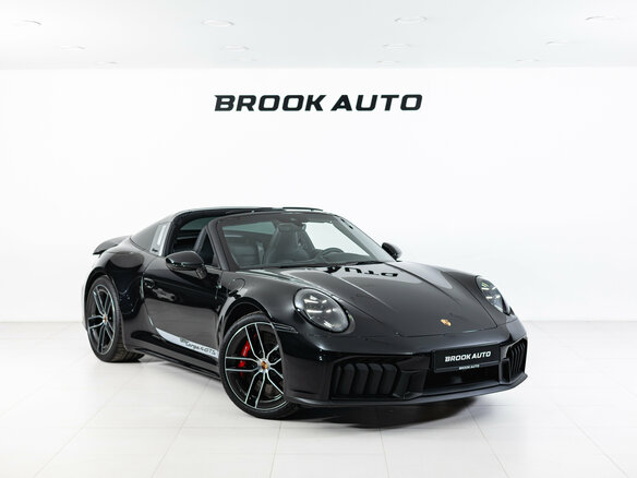 2025 Porsche 911 4 GTS VIII (992) Рестайлинг, чёрный - вид 4