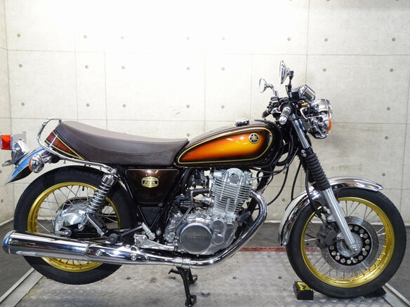 2019 Yamaha SR400, чёрный, 685000 рублей - вид 4