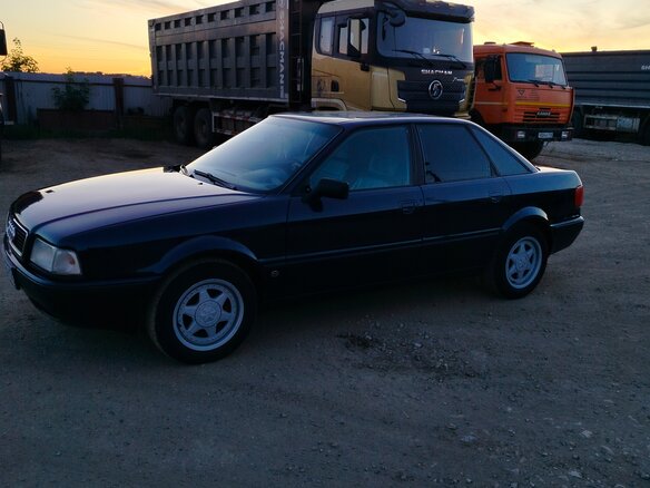 1986 Audi 80 IV (B3), синий, 300000 рублей - вид 4