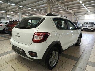 2020 Renault Sandero Stepway II Рестайлинг, белый, 905000 рублей, вид 5