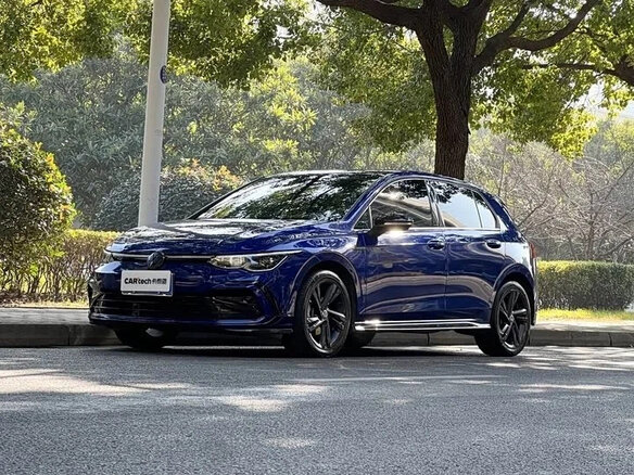 2023 Volkswagen Golf VIII, синий - вид 2