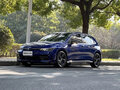 2023 Volkswagen Golf VIII, синий - вид 2