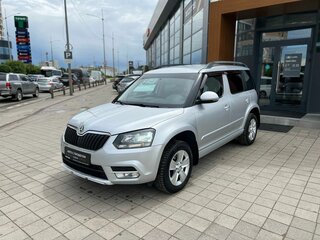 2014 Skoda Yeti I Рестайлинг, серебристый, 950000 рублей, вид 1