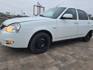 2016 Lada (ВАЗ) Priora I Рестайлинг, белый, 630000 рублей, вид 4