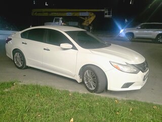 2018 Nissan Altima V (L33) Рестайлинг, белый, 1050000 рублей, вид 4