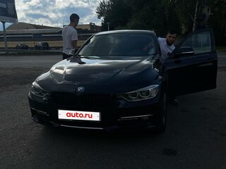 2013 BMW 3 серии 320d xDrive VI (F3x), синий, 1450000 рублей, вид 3