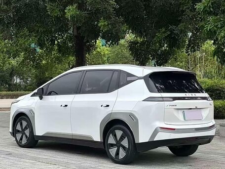 2025 Aion Y Plus 51.9 kWh, белый, 1670000 рублей, вид 5