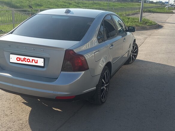 2008 Volvo S40 II Рестайлинг, серебристый, 600000 рублей - вид 3