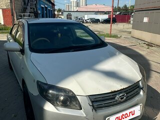 2008 Toyota Corolla Axio X (E140, E150) Рестайлинг, белый, 600000 рублей, вид 2