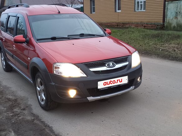 2019 Lada (ВАЗ) Largus Cross I, красный, 999999 рублей - вид 2