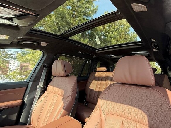 2025 BMW X7 40d I (G07) Рестайлинг, зелёный, 17500000 рублей - вид 16