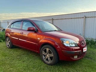 2011 Kia Rio II Рестайлинг, красный, 330000 рублей, вид 1