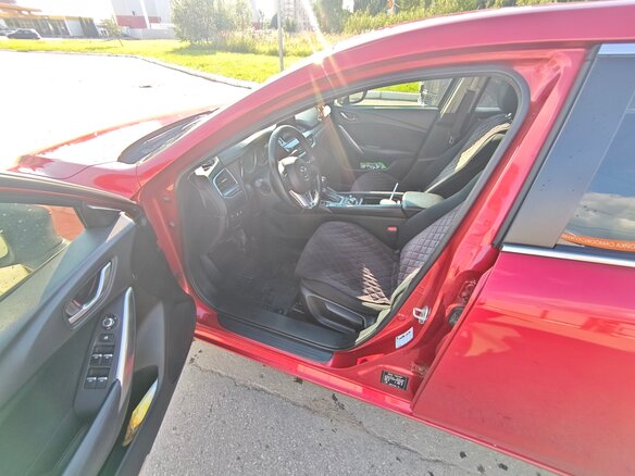 2015 Mazda 6 III (GJ) Рестайлинг, красный, 1450000 рублей - вид 20