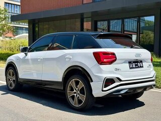 2022 Audi Q2 L 35 TFSI I Рестайлинг, белый, 1877007 рублей, вид 4
