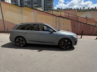 2015 Audi Q7 II (4M), серый, 3900000 рублей, вид 5