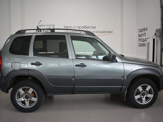2019 Chevrolet Niva I Рестайлинг, серый, 789000 рублей, вид 3