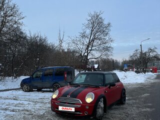 2006 Mini Hatch Cooper I (R50), красный, 525000 рублей, вид 3