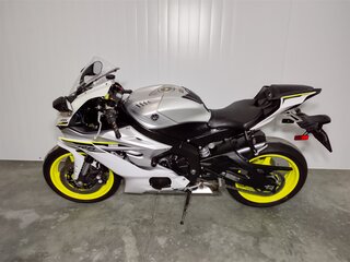 2017 Yamaha YZF-R6, белый, 1119000 рублей, вид 1