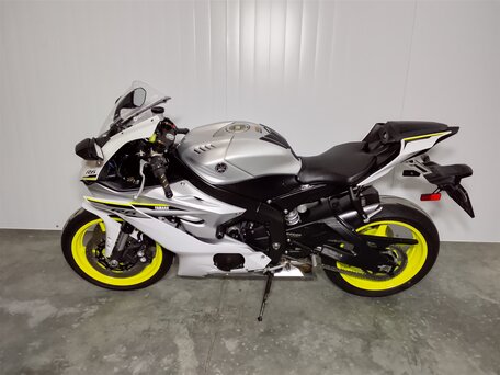 2017 Yamaha YZF-R6, белый, 1119000 рублей, вид 1