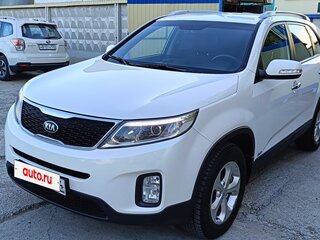 2013 Kia Sorento II Рестайлинг, белый, 1750000 рублей, вид 1