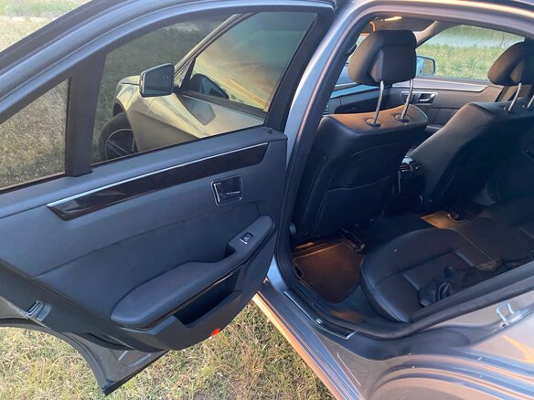 2009 Mercedes-Benz E-Класс 300 IV (W212, S212, C207), серый, 1300000 рублей - вид 12