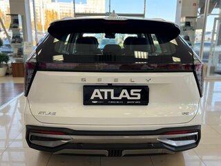 2025 Geely Atlas II, белый, 2959990 рублей, вид 4