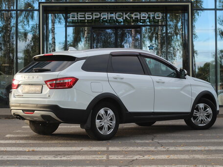 2018 Lada (ВАЗ) Vesta SW Cross I, белый, 955000 рублей, вид 3