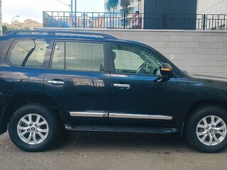2015 Toyota Land Cruiser 200 Series Рестайлинг 1, чёрный, 2700000 рублей, вид 5