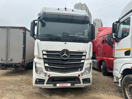 2020 Mercedes-Benz Actros, белый, 5400000 рублей, вид 4