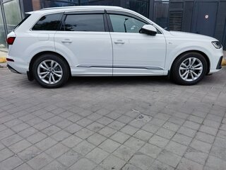 2022 Audi Q7 55 TFSI II (4M) Рестайлинг, белый, 7250000 рублей, вид 1