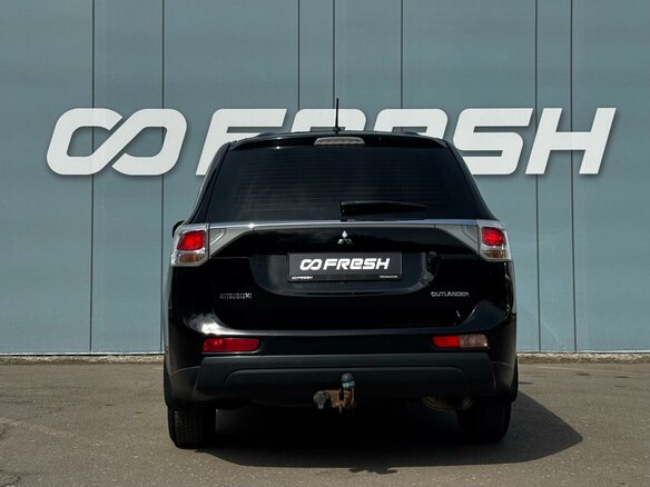 2014 Mitsubishi Outlander III, чёрный - вид 4