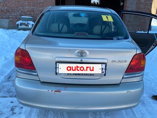 2005 Toyota Platz, серый, 650000 рублей, вид 3