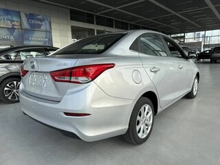 2025 Changan Alsvin, серебристый, 2119900 рублей, вид 4