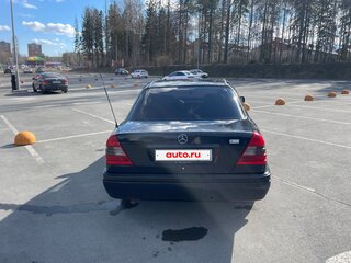 1996 Mercedes-Benz C-Класс 200 I (W202), синий, 550000 рублей, вид 5