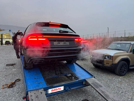 2025 Audi Q8 55 TFSI I (4M) Рестайлинг, чёрный, 11560000 рублей, вид 4