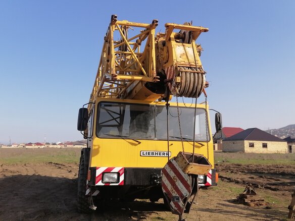 1989 Liebherr LTC компактный кран, жёлтый, 5000000 рублей - вид 13
