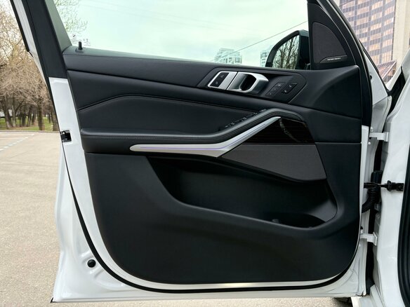 2020 BMW X5 40i IV (G05/G18), белый, 8525000 рублей - вид 35
