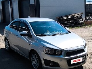 2013 Chevrolet Aveo II, серебристый, 500000 рублей, вид 1