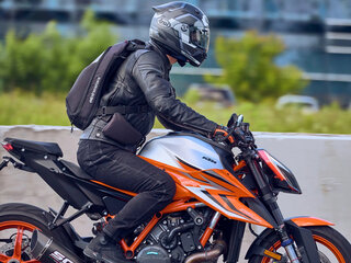 2022 KTM 1290 Super Duke R Evo, оранжевый, 1280000 рублей, вид 1