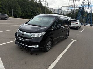 2016 Honda Stepwgn Spada V, чёрный, 1750000 рублей, вид 2