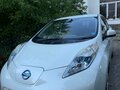 2012 Nissan Leaf (EM61) I (ZE0/AZE0), белый, 950000 рублей - вид 3