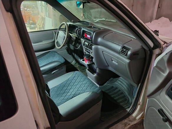 1993 Dodge Caravan II, белый, 300000 рублей - вид 11