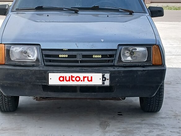 1990 Lada (ВАЗ) 2109, серебристый