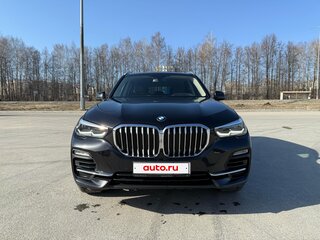2020 BMW X5 25d IV (G05/G18), чёрный, 5500000 рублей, вид 1