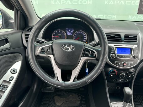 2012 Hyundai Solaris I, серый, 785000 рублей, вид 5
