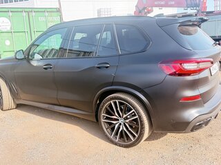 2021 BMW X5 30d IV (G05/G18), чёрный, 9000000 рублей, вид 5