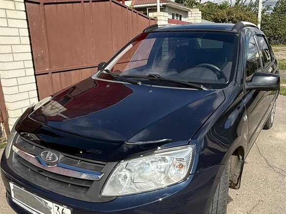2013 Lada (ВАЗ) Granta I, синий, 400000 рублей - вид 4