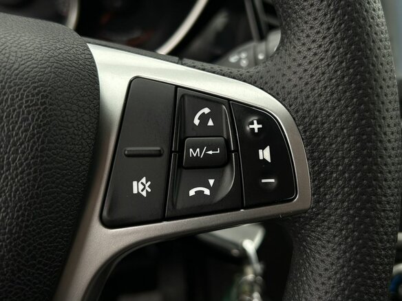 2019 Lada (ВАЗ) Vesta SW Cross I, серебристый, 1230000 рублей - вид 21