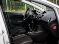 2015 Ford Fiesta Mk6 Рестайлинг, белый, 460000 рублей - вид 10