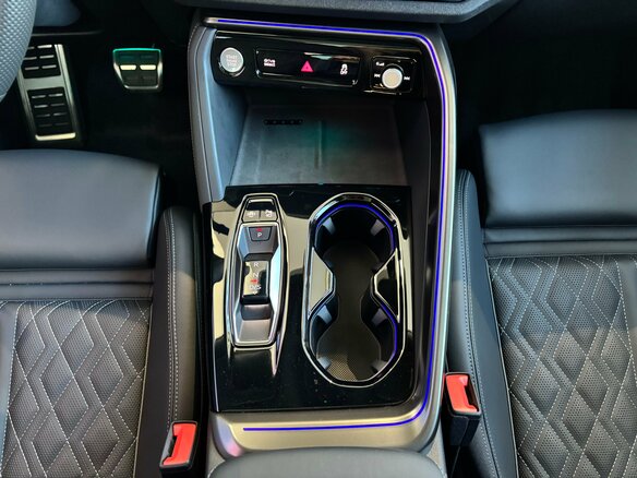 2026 Audi Q5 L III (GU), белый - вид 25